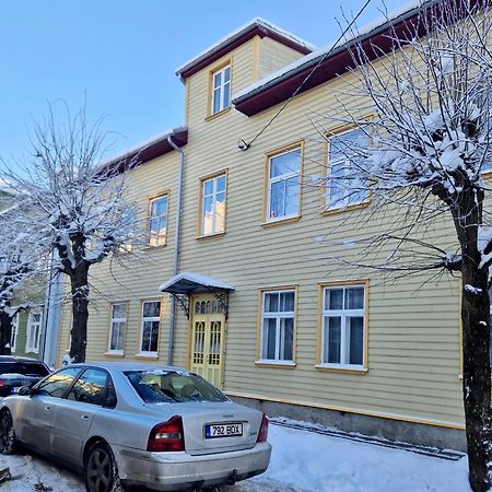 Tolstoi Scandinavian 1 Bedroom Apartment + Free Parking Tartu Exteriör bild