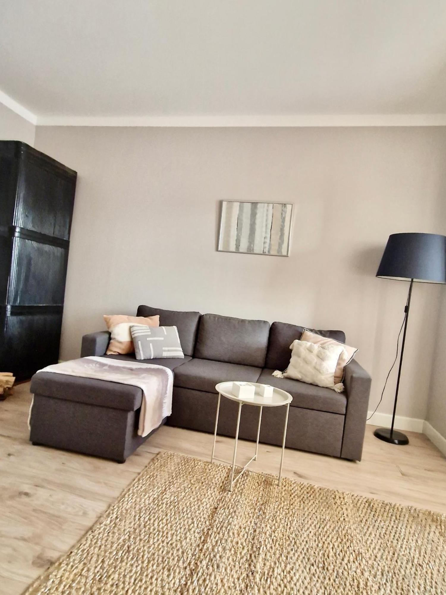 Tolstoi Scandinavian 1 Bedroom Apartment + Free Parking Tartu Exteriör bild